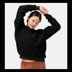 Outdoor Voices Black Megafleece Pullover, Sz S